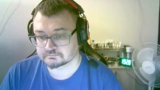 SirAbuserのウェブカメラショー