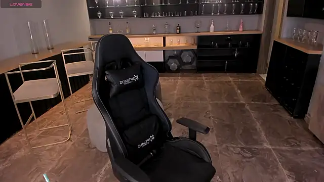 Онлайн чат XXX KylaMorrison