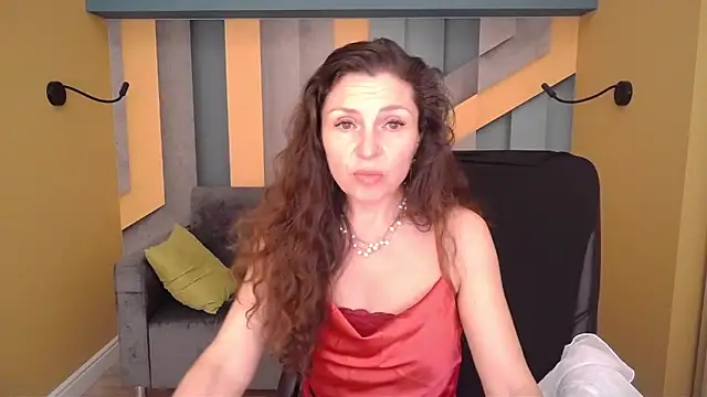 EllaLong's Live XXX Chat