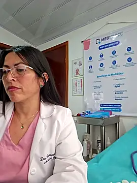 JustSamantha_ Chat XXX in diretta