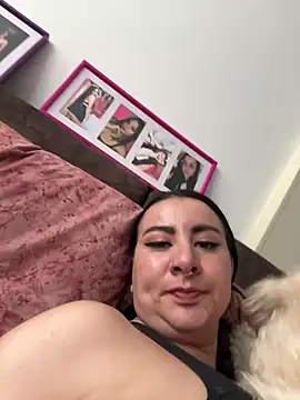 Abril_Luv Adlı Modelin Canlı XXX Sohbeti