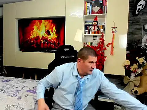 SpartacusDaddy48 Chat XXX live