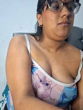 ZaidaWet 现场XXX聊天