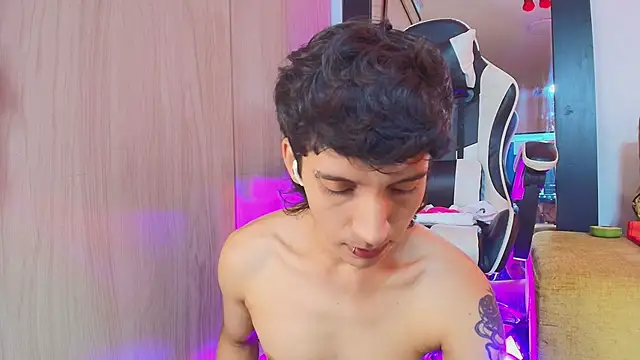 JacoboSwam Live XXX-Chat