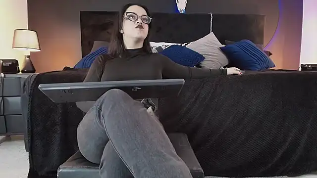 _Jade_16 Live XXX Chat