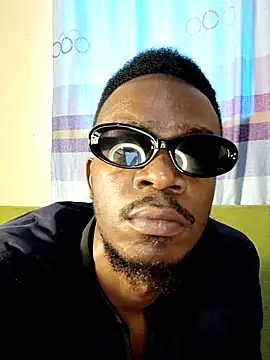 Chatroom XXX en direct de 69_SINNS