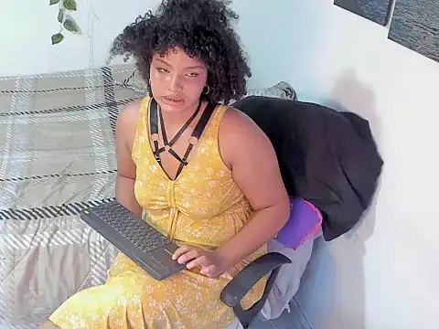 chloe_kisses: онлайн-секс-чат