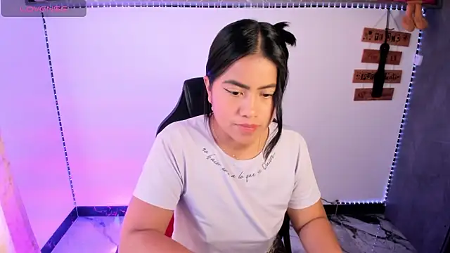 vickylatina_ লাইভ XXX চ্যাট