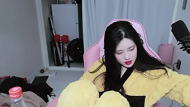 MISA_02 – Live XXX-chat