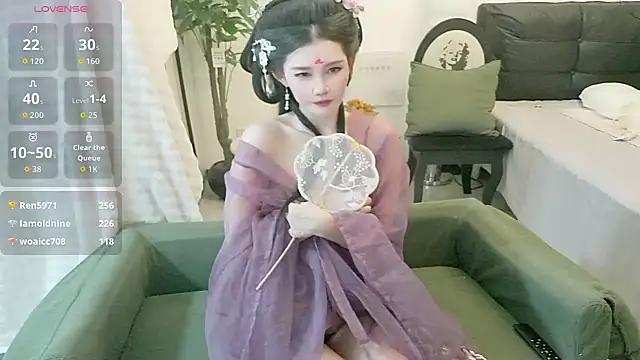 NANA-EET: απευθείας συνομιλία ΧΧΧ