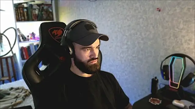 _Mostly_: онлайн-секс-чат