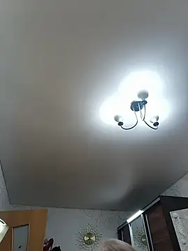 AvrilMillers' Live XXX Chat