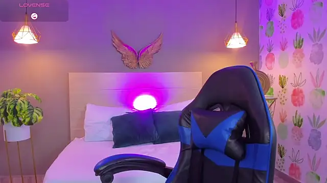 Онлайн чат XXX kitty_sweeety_