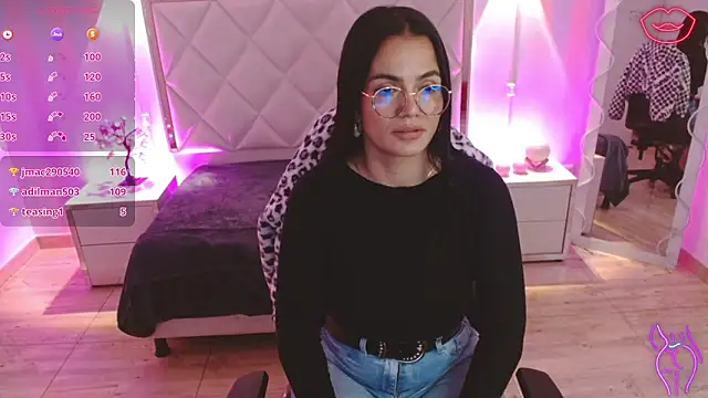 Rosalind_tay: онлайн-секс-чат