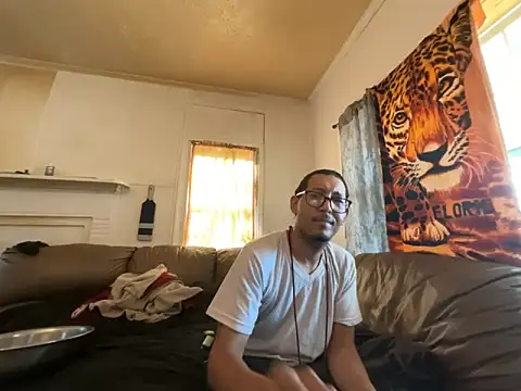 ThrowedWorldWide webcam show