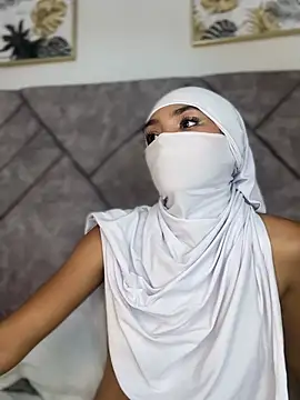 _Tariq 即時 XXX 聊天