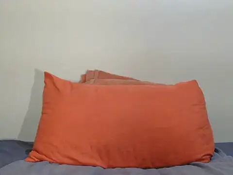 LICKABLETASH98 即時 XXX 聊天