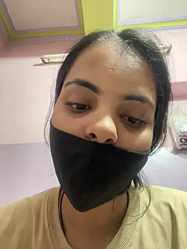 Sandhya_77's Live XXX Chat