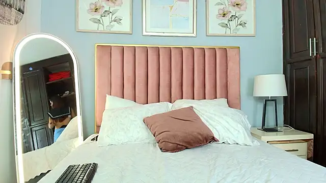 MarianaScott_'s Live XXX Chat