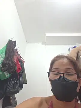 Loreanegel_kissme105 现场XXX聊天