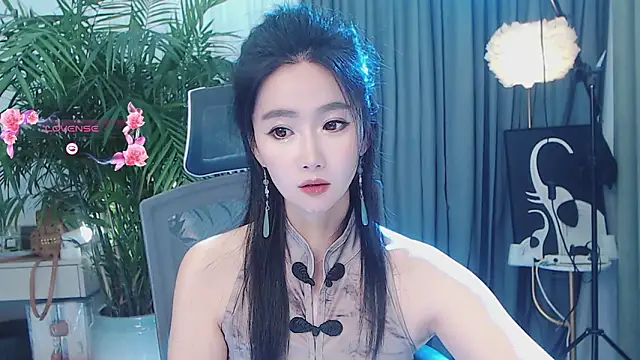 feifei-love 现场XXX聊天