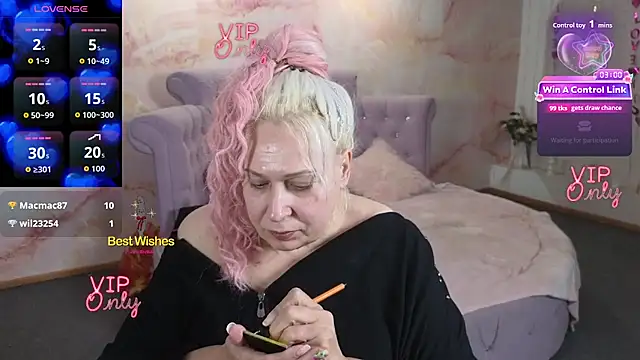 Penelope_Pinky 现场XXX聊天