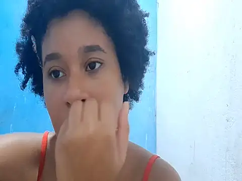 Chat +18 de MadelynStamant ao vivo