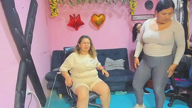 lesbiancuple 라이브 XXX 채팅