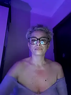 Chat XXX ao vivo de LunaBlaise