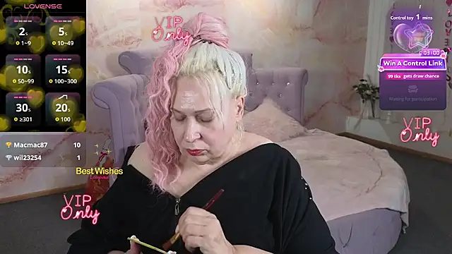 Penelope_Pinky: απευθείας συνομιλία ΧΧΧ