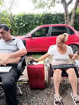 Show de hotandfierylatinos2023 na webcam