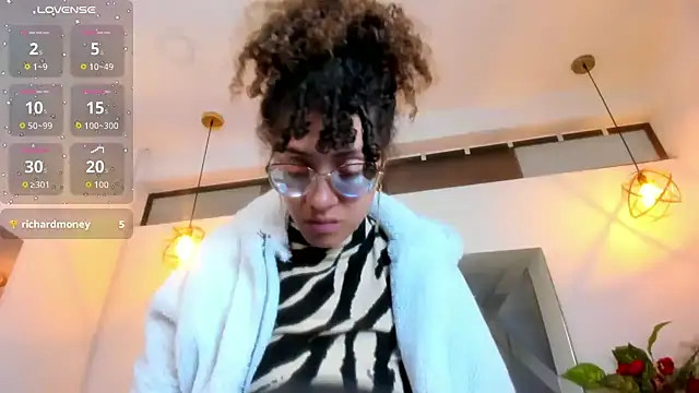 Hanna_Cornee_ 라이브 XXX 채팅