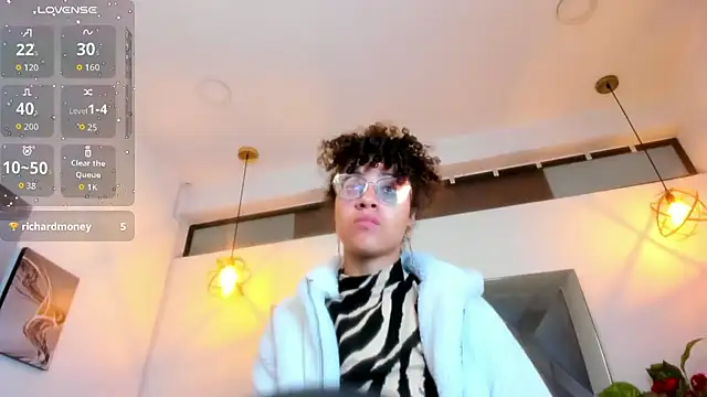 Hanna_Cornee_ Chat XXX live