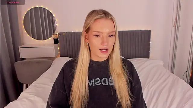 Chatroom XXX en direct de CassieRayss