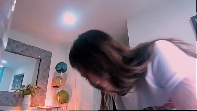 Chat +18 de Sara_kitty12 ao vivo