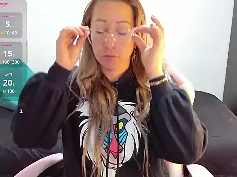 chrystal_sl852 现场XXX聊天