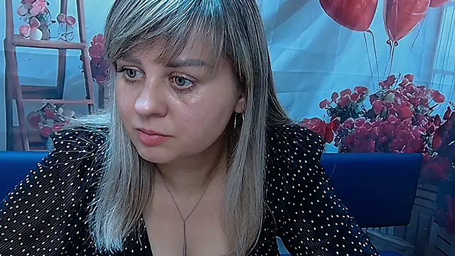 Chat +18 de VeronicaSvitt ao vivo