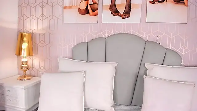 Chat +18 de Kimberly_martinezz ao vivo