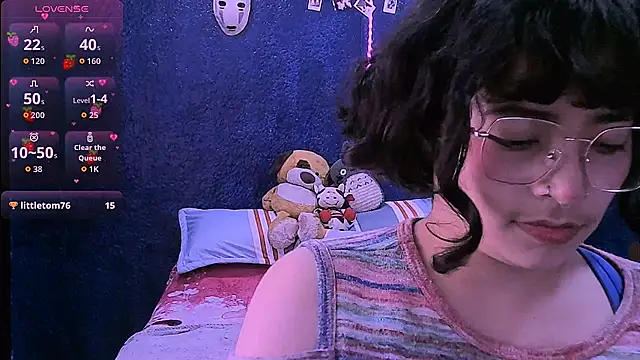 แชท XXX สดของ NinaYellow