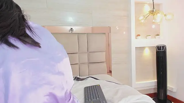 chloe_murray Live XXX Chat