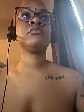 แชท XXX สดของ nickytheehawtie