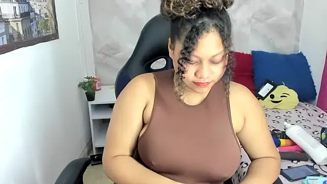 Lunastar02のライブXXXチャット