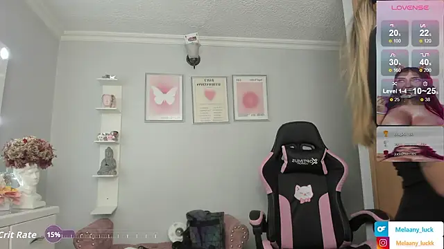 Melannyy_'s Webcam Show
