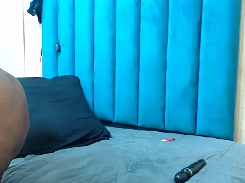 XXX chat uživo modela SweetestBooty