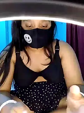 priya2098's Live XXX Chat