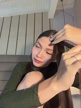 EmmaJhoons' Live XXX Chat