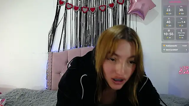 emily_cooper_pym's Live XXX Chat