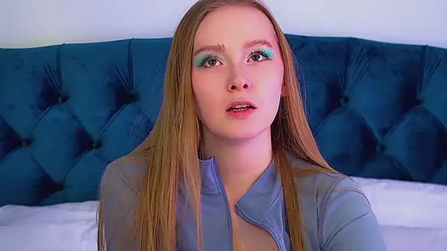 AgataFoxley Show in webcam