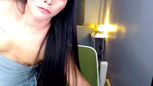 Fille_itou Pertunjukan Webcam