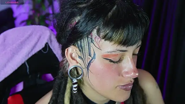 Chat +18 de _sharlotte777 ao vivo